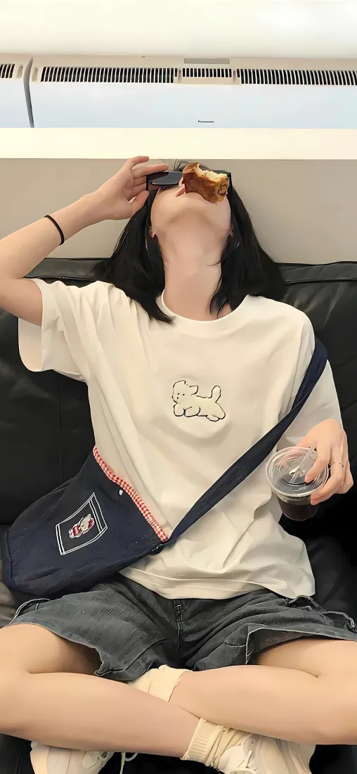 慵懒美女手机壁纸|高铁出行背景图片 - 休闲松弛感穿搭「哲风壁纸」 慵懒美女手机壁纸|高铁出行背景图片 - 休闲松弛感穿搭「哲风壁纸」