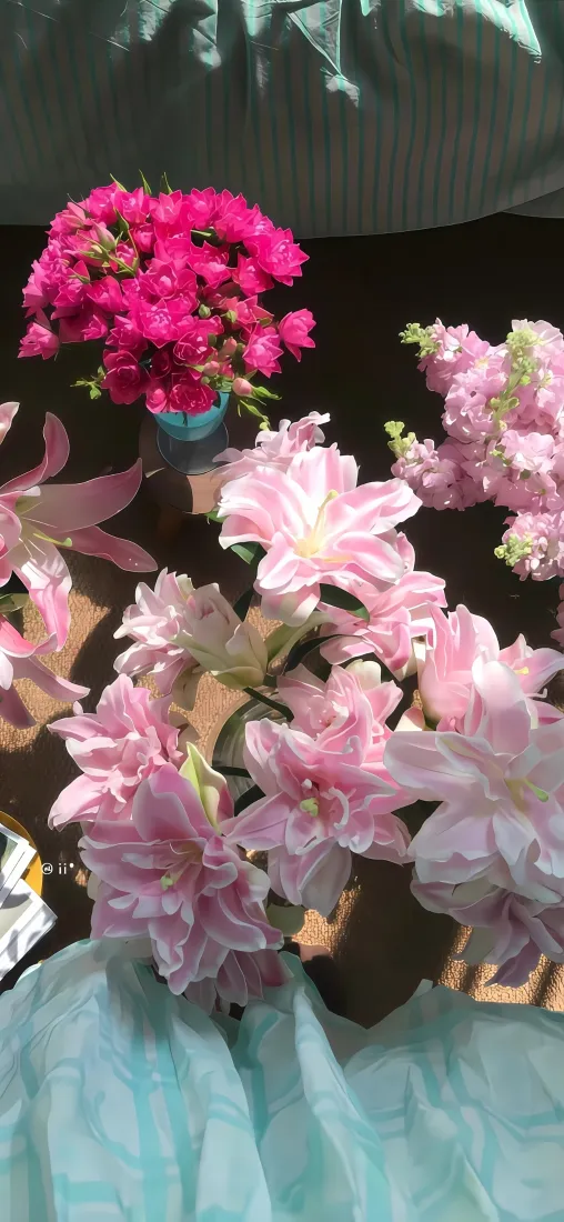 清新百合花手机壁纸｜粉色花艺背景图片 - 治愈舒适「哲风壁纸」
