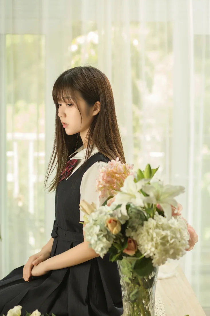 镜酱手机壁纸|jk清纯少女背景图片 - 室内花束写真「哲风壁纸」 镜酱手机壁纸|jk清纯少女背景图片 - 室内花束写真「哲风壁纸」