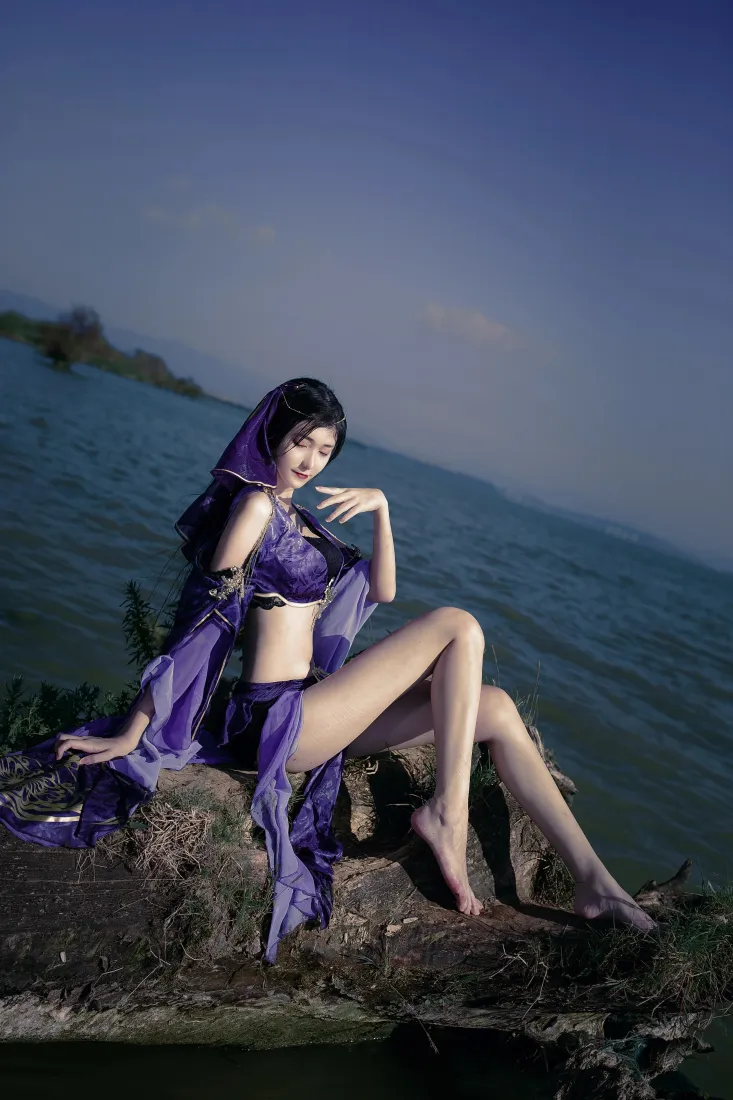 逆水寒九灵cos手机壁纸|湖边岩石背景图片 - 南桃Momoko「哲风壁纸」 逆水寒九灵cos手机壁纸|湖边岩石背景图片 - 南桃Momoko「哲风壁纸」