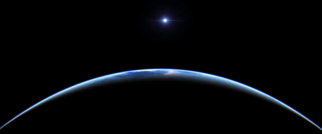黑色深空背景下，行星弧形地平线泛着淡蓝光晕，上方悬着一颗明亮星点。