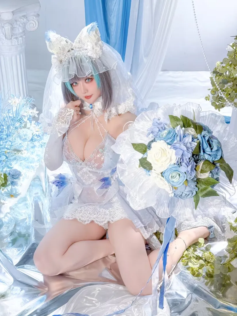 碧蓝航线柴郡cos手机壁纸｜蓝白花嫁背景图片 - 性感兽耳美女「哲风壁纸」
