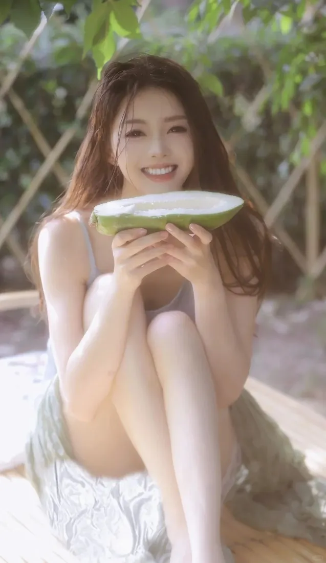 4k长发壁纸 - 户外 - 阳光 - 美女「哲风壁纸」