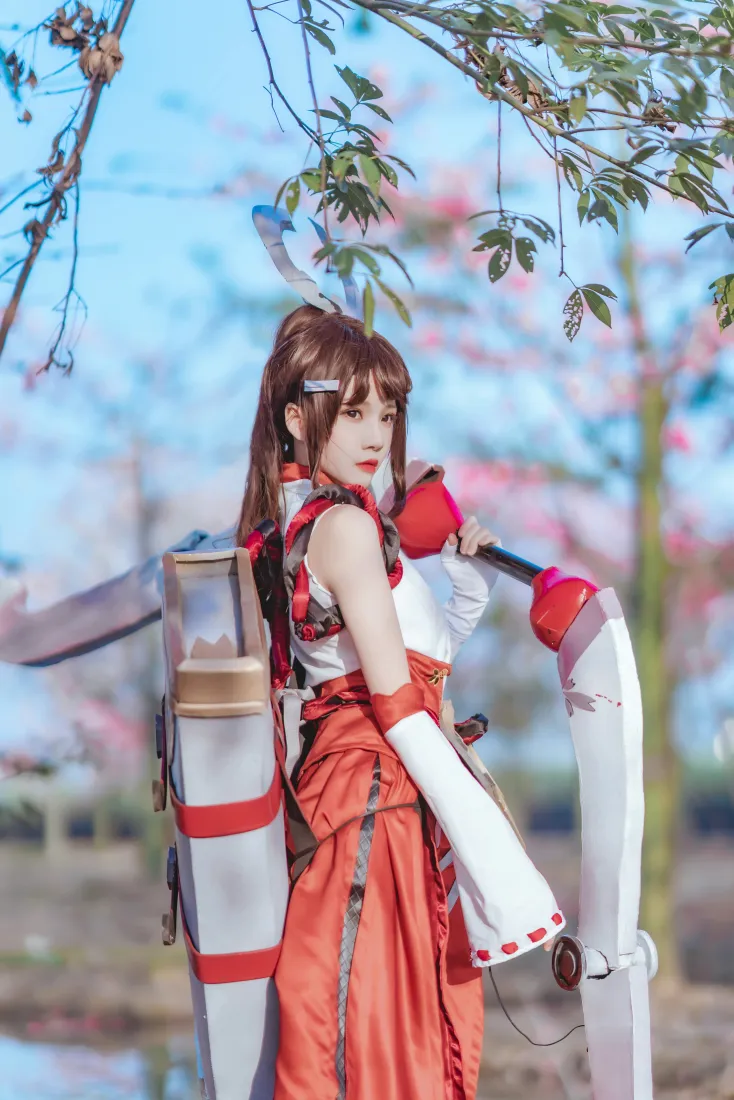 伽罗花见巫女cos手机壁纸|桜桃喵扮演背景图片 - 户外巫女服持弓造型「哲风壁纸」 伽罗花见巫女cos手机壁纸|桜桃喵扮演背景图片 - 户外巫女服持弓造型「哲风壁纸」