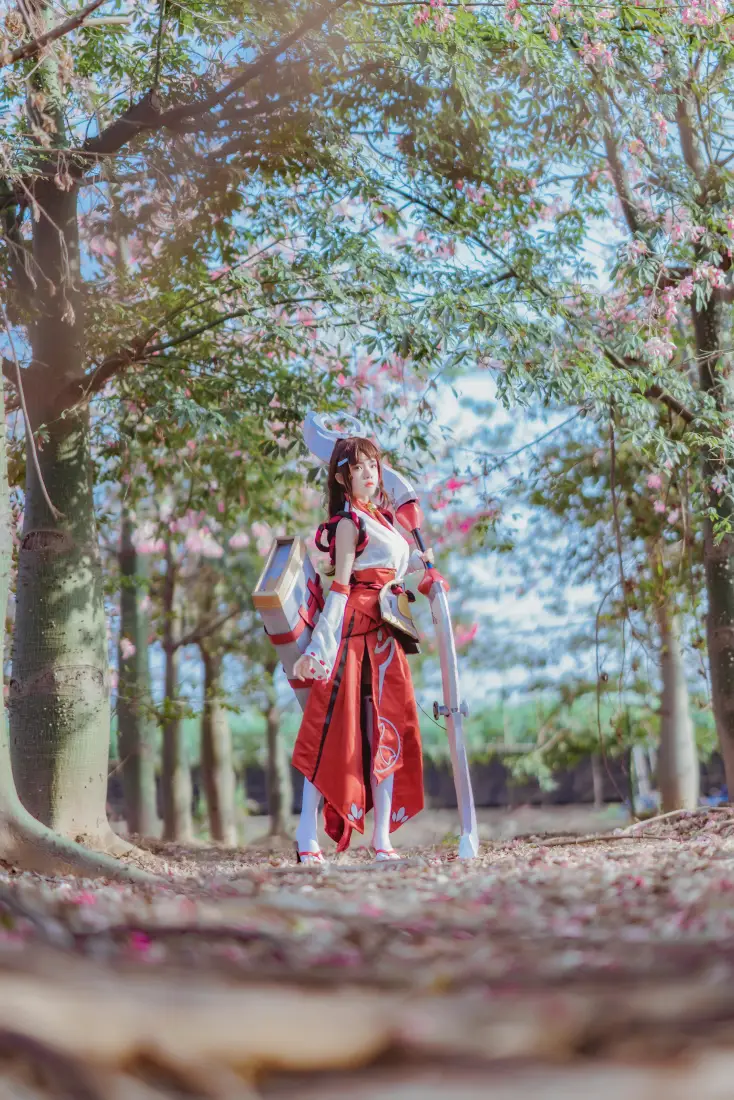 伽罗花见巫女cos手机壁纸|樱花树林背景图片 - 桜桃喵王者荣耀cos「哲风壁纸」 伽罗花见巫女cos手机壁纸|樱花树林背景图片 - 桜桃喵王者荣耀cos「哲风壁纸」