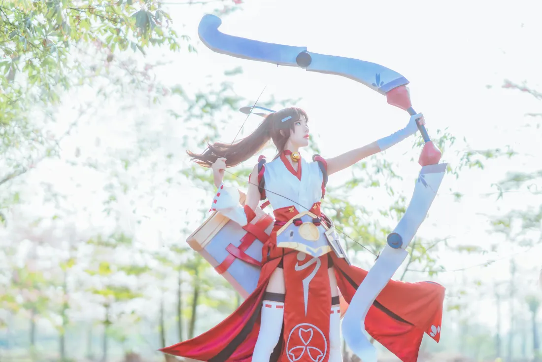 8k伽罗花见巫女壁纸|户外林间背景图片 - 桜桃喵cosplay「哲风壁纸」 8k伽罗花见巫女壁纸|户外林间背景图片 - 桜桃喵cosplay「哲风壁纸」