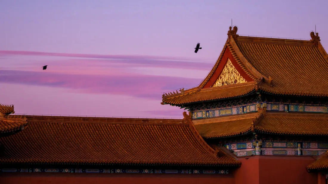 3k故宫壁纸|古建筑背景图片 - 粉紫晚霞飞檐「哲风壁纸」 3k故宫壁纸|古建筑背景图片 - 粉紫晚霞飞檐「哲风壁纸」