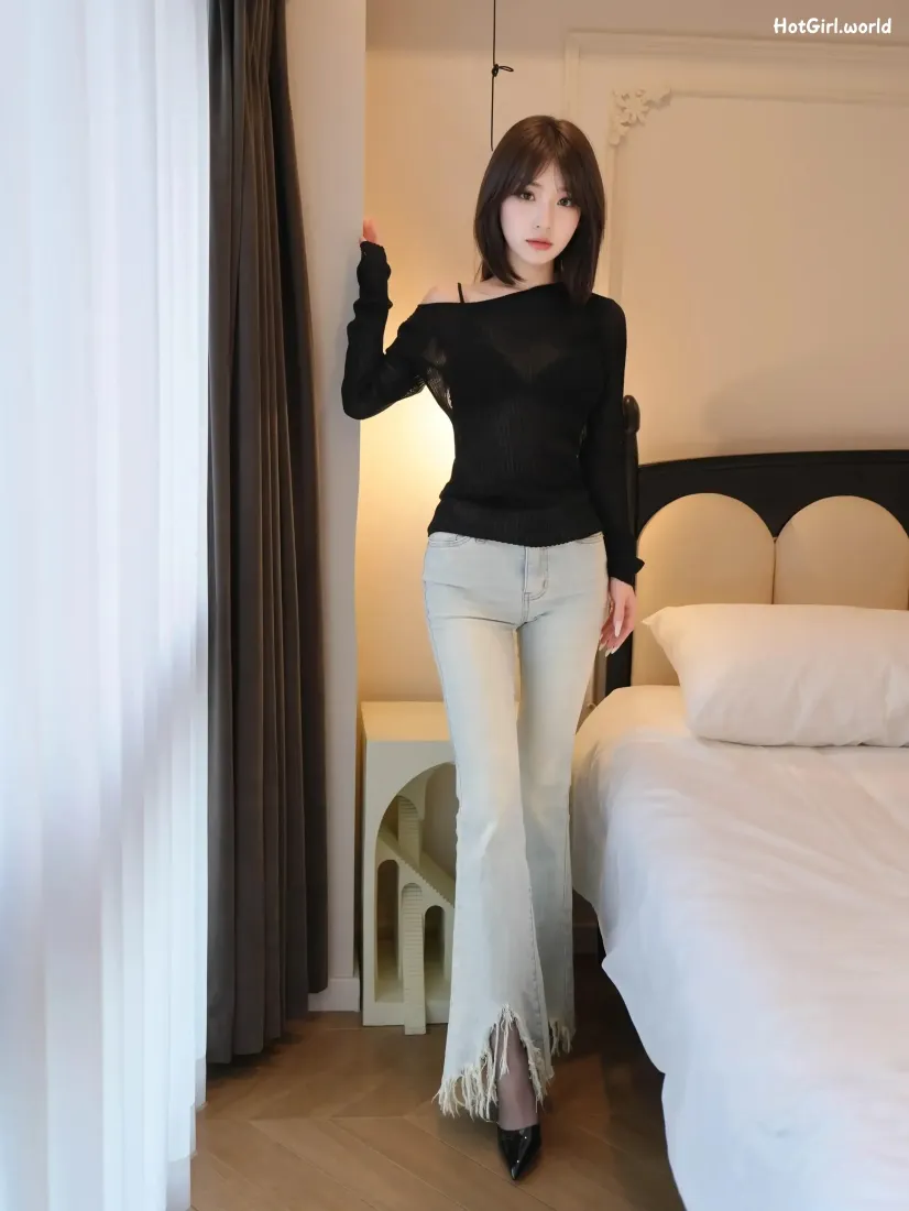 短发美女手机壁纸|卧室背景图片 - 黑上衣白流苏喇叭裤穿搭「哲风壁纸」 短发美女手机壁纸|卧室背景图片 - 黑上衣白流苏喇叭裤穿搭「哲风壁纸」
