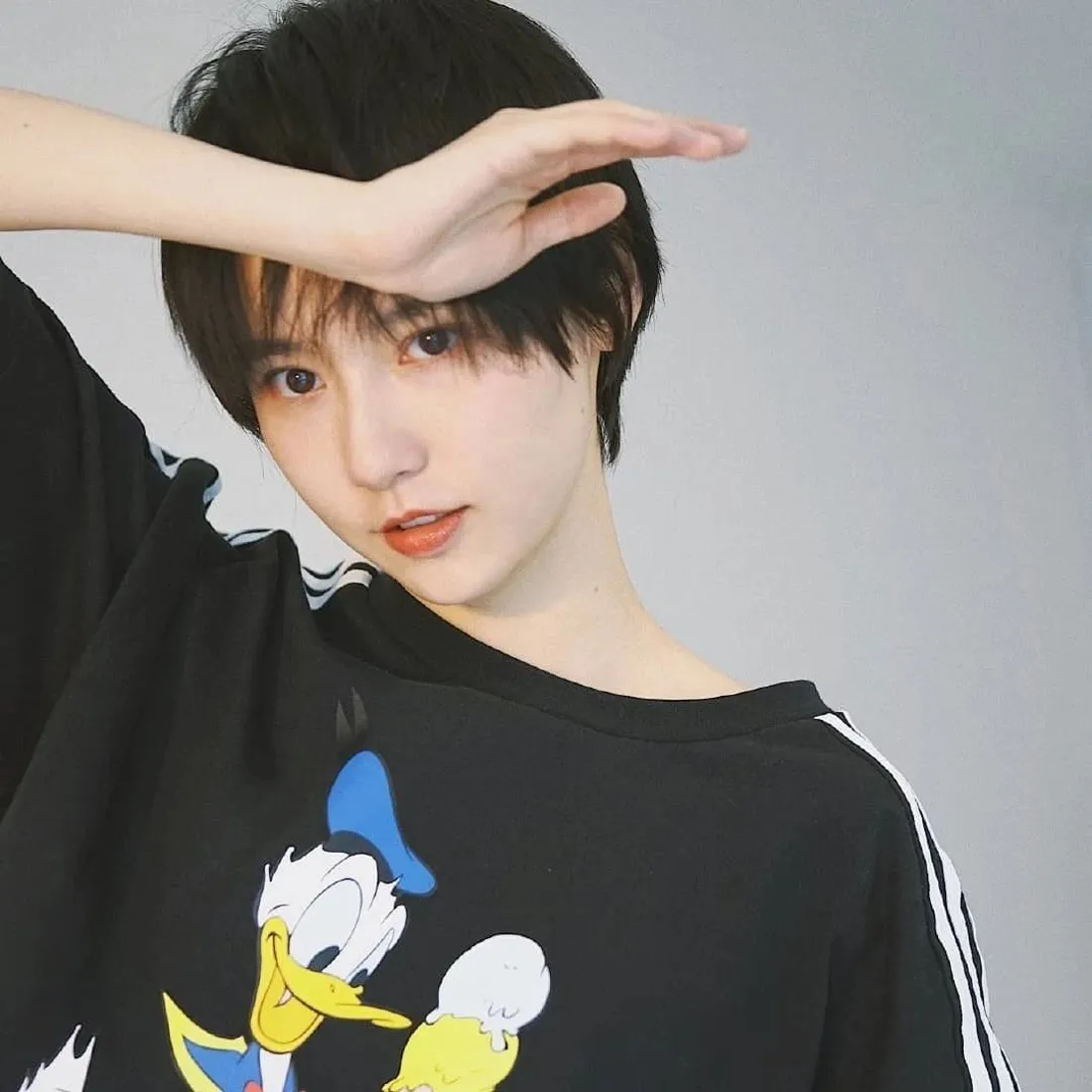 4k短发壁纸 - 写真 - 清纯 - 俏皮「哲风壁纸」