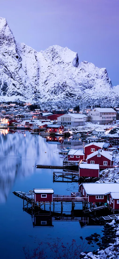罗弗敦群岛雪景｜背景图片 - 雷讷渔村雪山港湾「哲风壁纸」