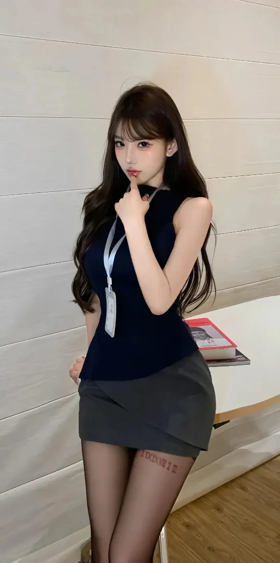 OL美女手机壁纸|职场制服背景图片 - 黑丝包臀裙「哲风壁纸」 OL美女手机壁纸|职场制服背景图片 - 黑丝包臀裙「哲风壁纸」