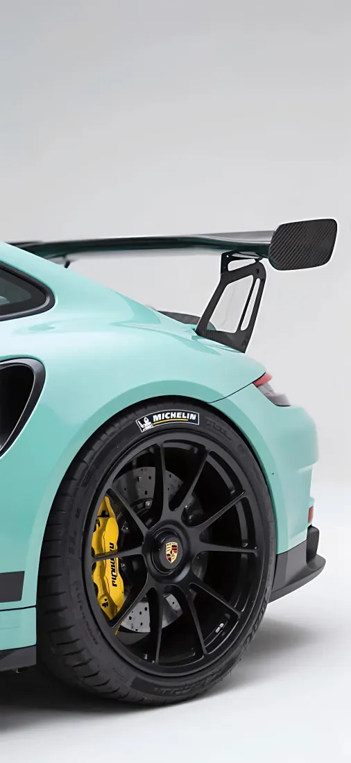 保时捷911GT3RS手机壁纸｜薄荷绿跑车背景图片 - 尾翼轮毂特写「哲风壁纸」