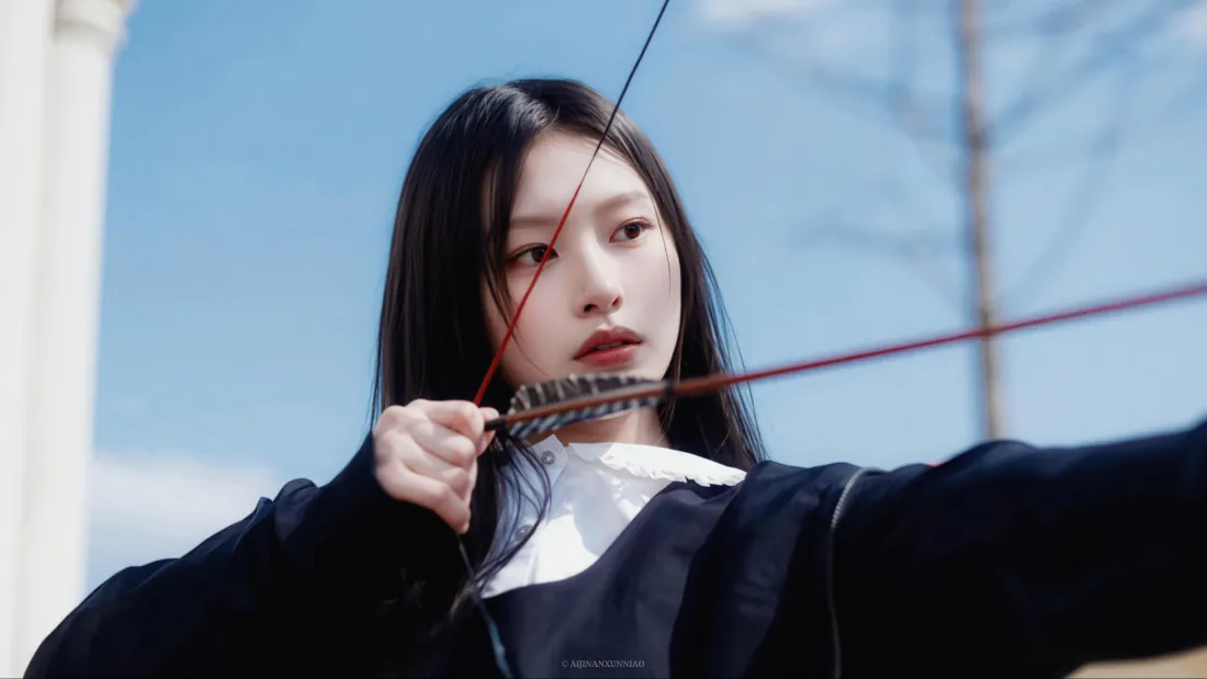 3k伊藤南美壁纸|户外射箭背景图片 - 黑长发女偶像蓝天写真「哲风壁纸」 3k伊藤南美壁纸|户外射箭背景图片 - 黑长发女偶像蓝天写真「哲风壁纸」
