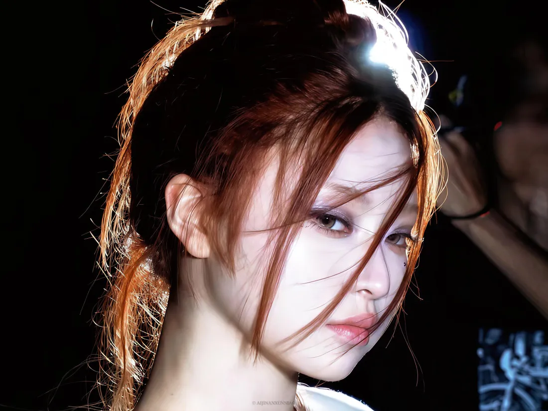 2k壁纸|牟智慧Danielle暗调写真 - 氛围感人像「哲风壁纸」 2k壁纸|牟智慧Danielle暗调写真 - 氛围感人像「哲风壁纸」