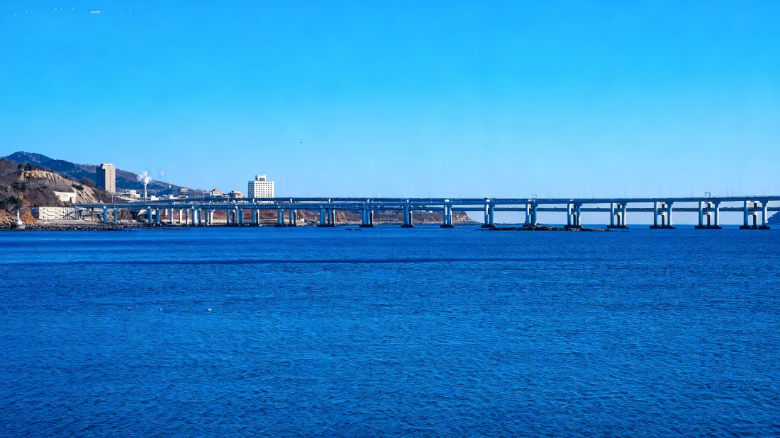4k壁纸|跨海大桥蓝色海景背景图片 - 滨海城市沿岸风光「哲风壁纸」 4k壁纸|跨海大桥蓝色海景背景图片 - 滨海城市沿岸风光「哲风壁纸」