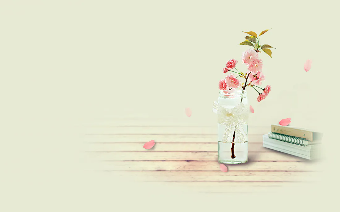 2k壁纸｜小清新桌面静物背景图片 - 樱花花瓶书籍木桌「哲风壁纸」