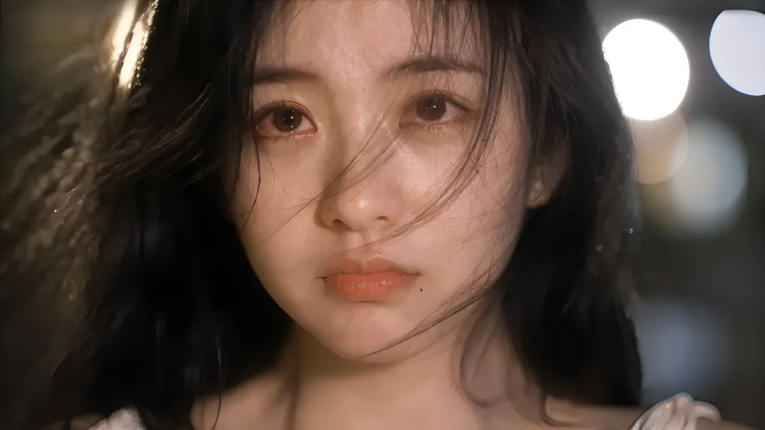 4k壁纸｜背景图片 - 泪眼黑发美女 夜景光斑近景写真「哲风壁纸」