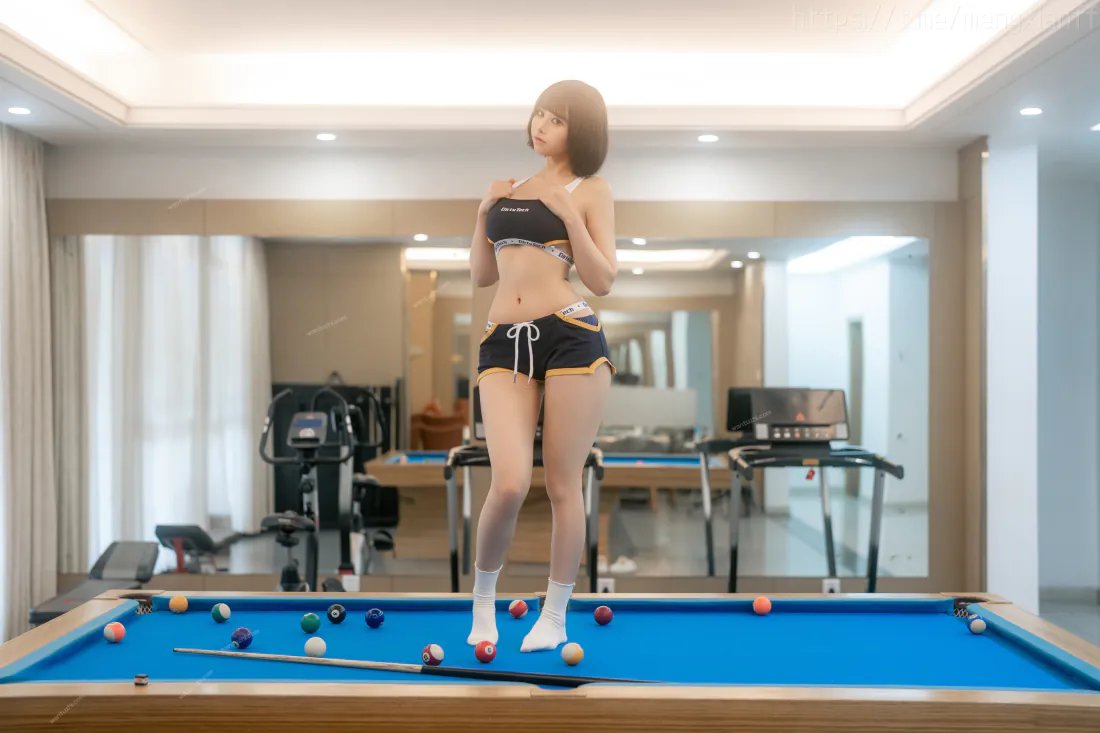 9k台球少女壁纸|台球桌前运动风少女背景图片 - 清新居家氛围「哲风壁纸」 9k台球少女壁纸|台球桌前运动风少女背景图片 - 清新居家氛围「哲风壁纸」