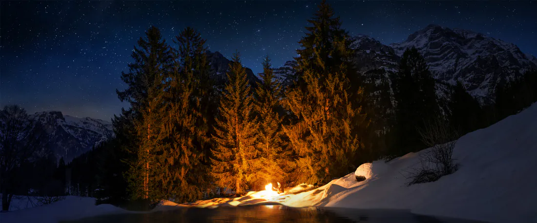 4k雪山冬夜壁纸|篝火松林雪地背景图片 - 静谧冬夜「哲风壁纸」 4k雪山冬夜壁纸|篝火松林雪地背景图片 - 静谧冬夜「哲风壁纸」