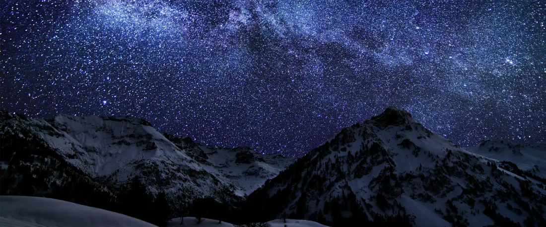 4k雪山银河壁纸|星空下的雪山群峰背景图片 - 静谧壮阔「哲风壁纸」 4k雪山银河壁纸|星空下的雪山群峰背景图片 - 静谧壮阔「哲风壁纸」