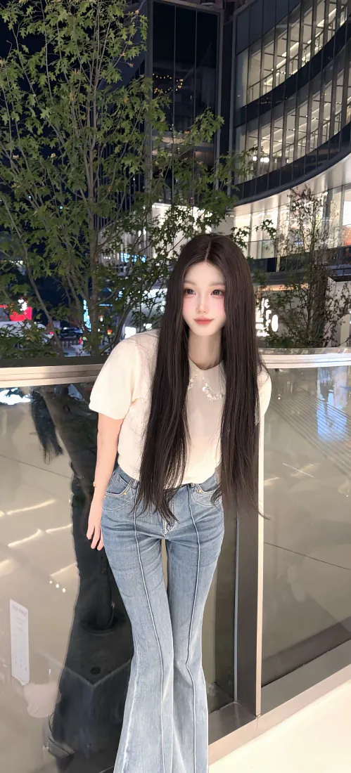 长发美女手机壁纸｜都市街拍穿搭背景图片 - 清新日常「哲风壁纸」