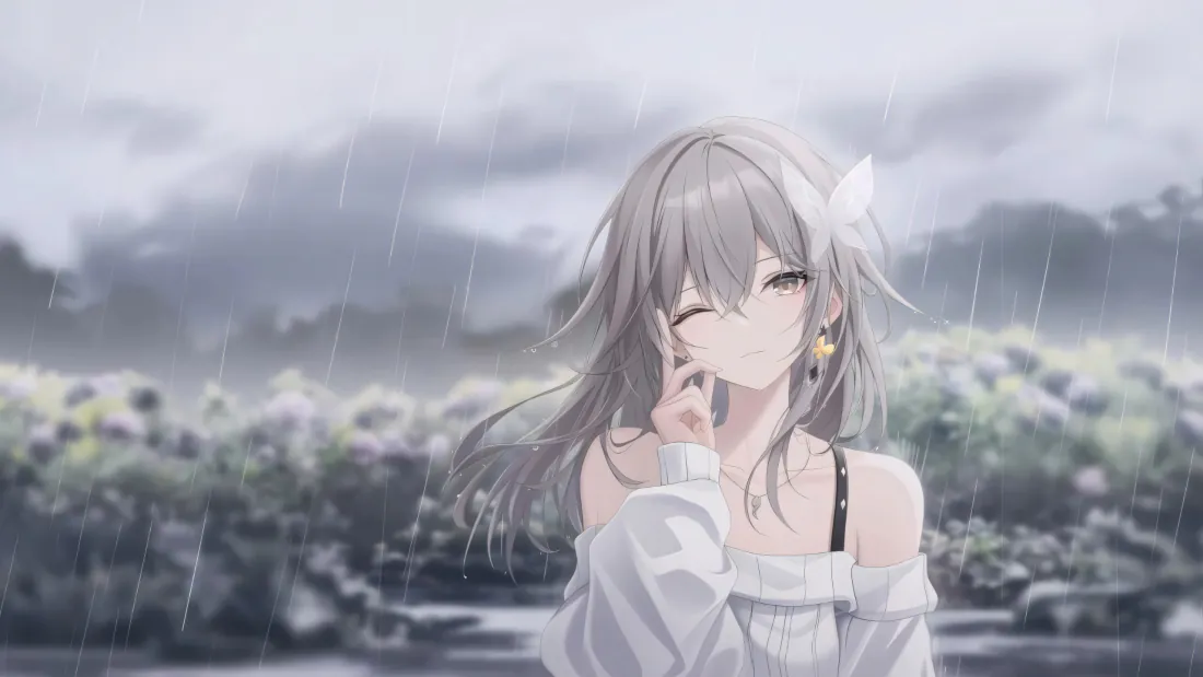 3k流萤壁纸|雨中露肩少女背景图片 - 清新治愈「哲风壁纸」 灰发露肩少女立于朦胧雨幕中,单眼眨眼,背景是虚化的绿植与远山。