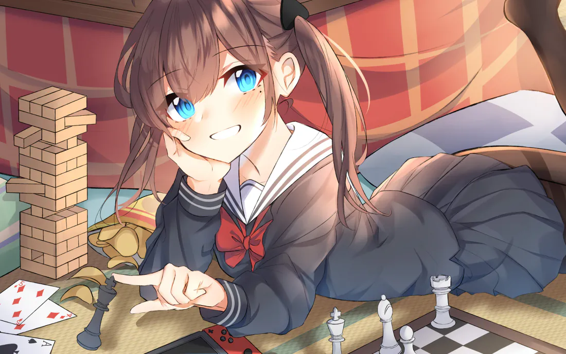 3k二次元少女壁纸|水手服双马尾少女背景图片 - 治愈温馨「哲风壁纸」 棕发双马尾蓝眼少女身着水手服,趴在铺有桌游道具的室内地面上微笑比手势